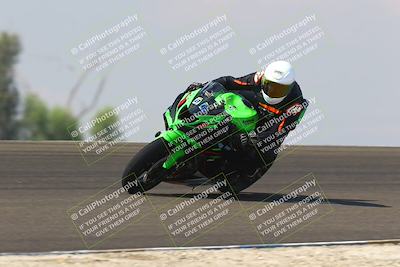 media/Sep-20-2025-TrackDaz (Sat) [[27f0cde673]]/B Group/1120am (Turn 2)/